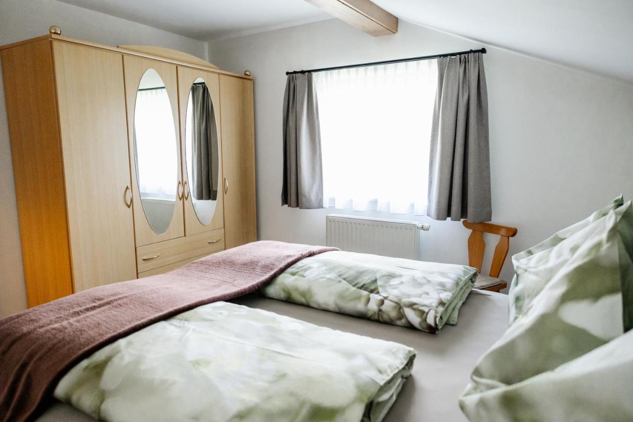 Haus Michaela Apartment Gschwandt  Luaran gambar
